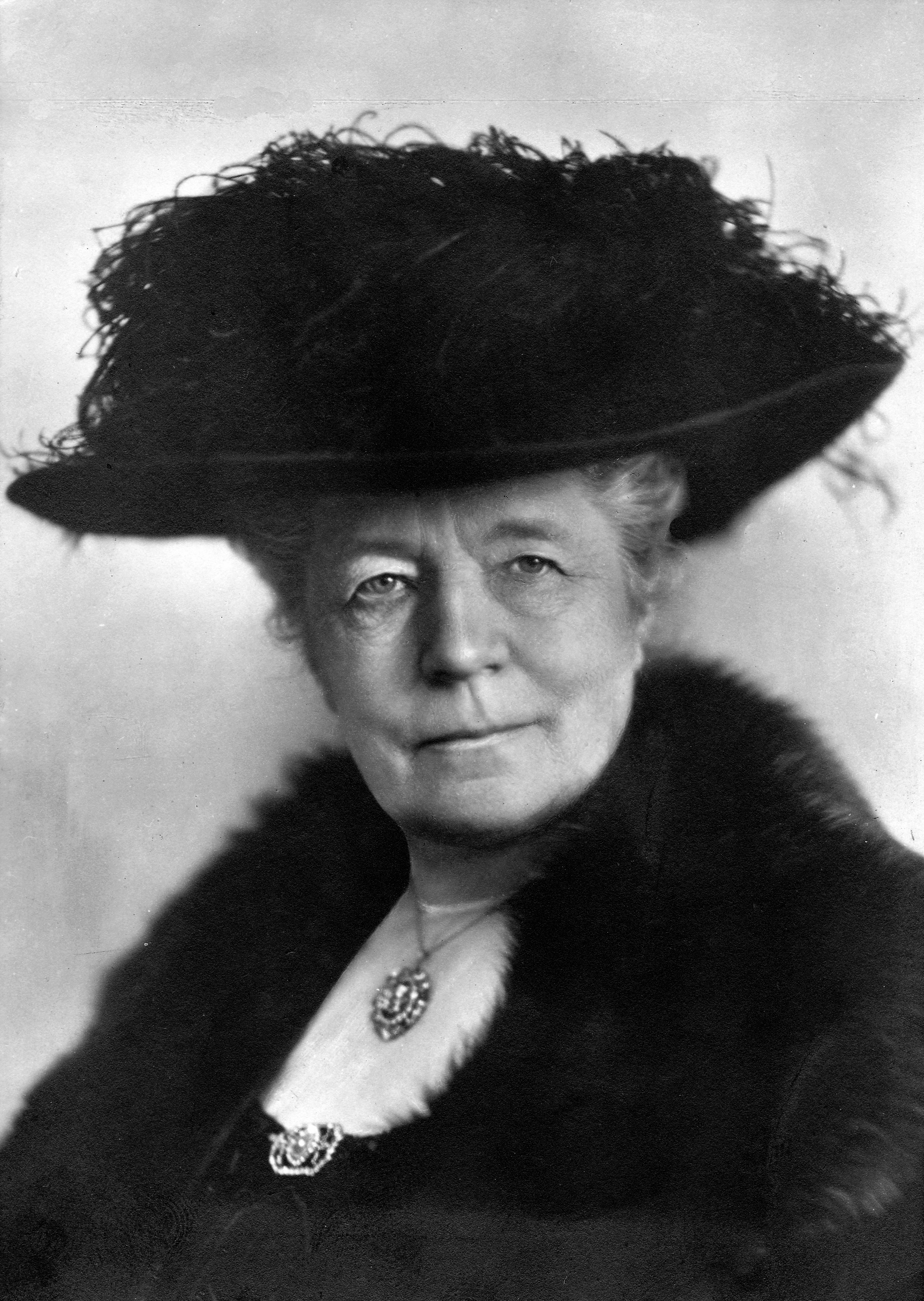 Selma Lagerlof - Soledad Hessel - Las Olvidadas - escritoras - mujeres - Nobel de literatura 