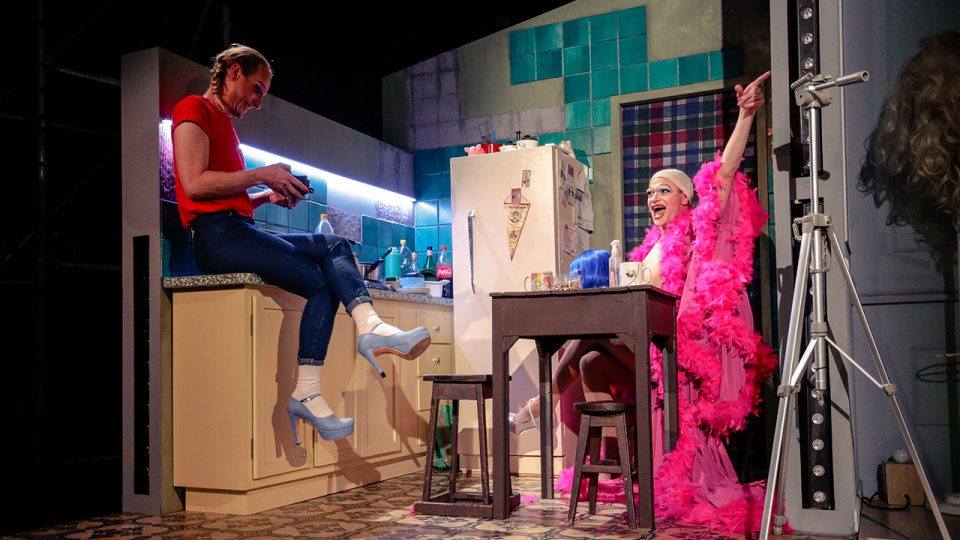 Drageando el Cervantes - Gonzalo Zuloaga - teatro - Drag Queens - Teatro Cervantes - Queer - teatro LGBT
